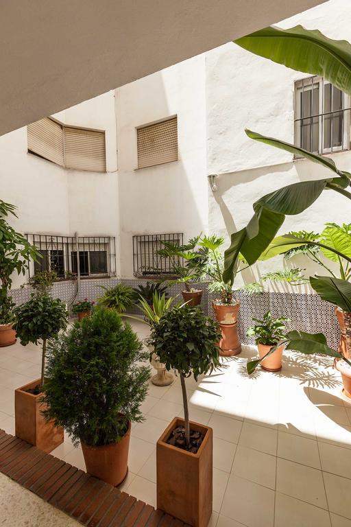 Urbanchicmalaga 3 Bedroom Spacious Quiet Historic Malaga Apt Dış mekan fotoğraf