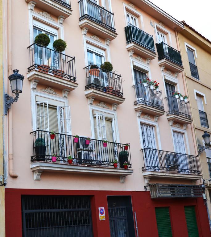 Urbanchicmalaga 3 Bedroom Spacious Quiet Historic Malaga Apt Dış mekan fotoğraf