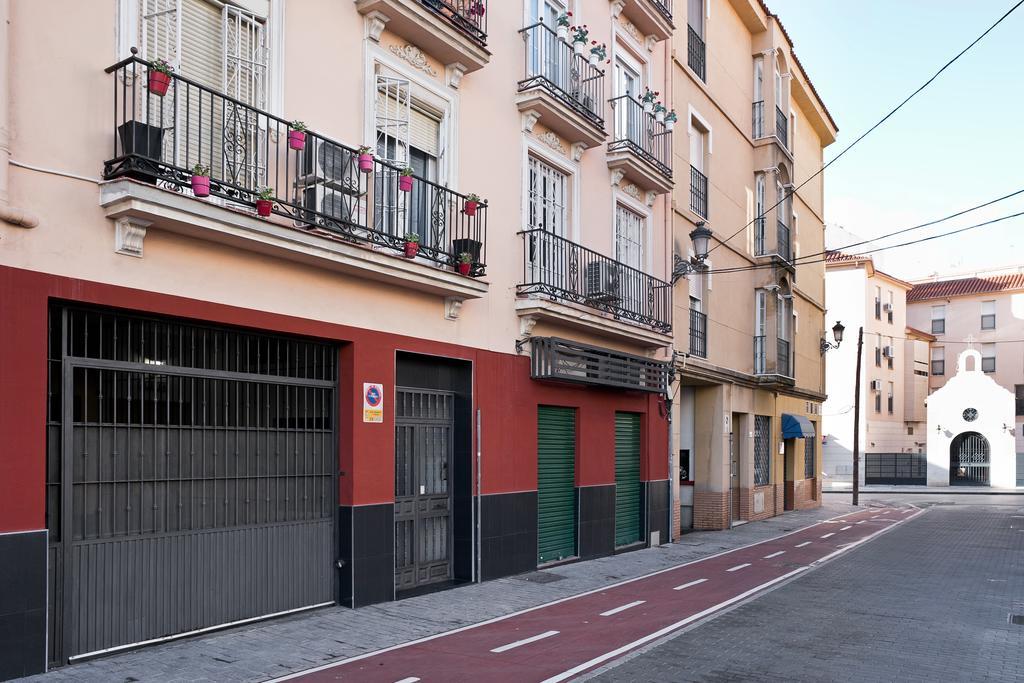 Urbanchicmalaga 3 Bedroom Spacious Quiet Historic Malaga Apt Dış mekan fotoğraf