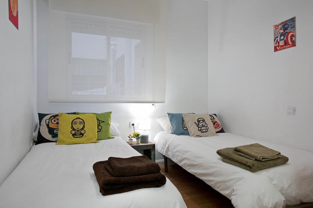 Urbanchicmalaga 3 Bedroom Spacious Quiet Historic Malaga Apt Dış mekan fotoğraf