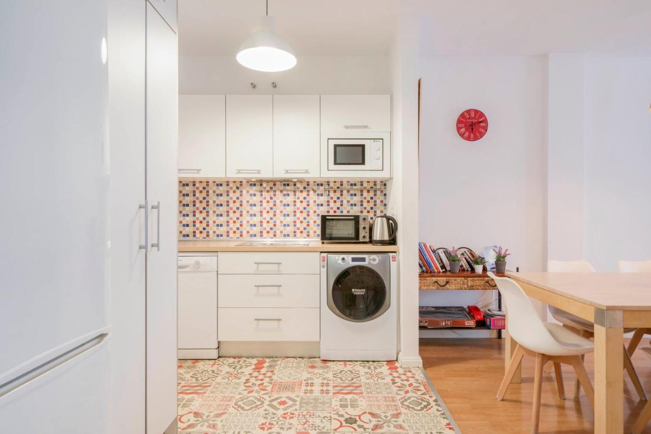 Urbanchicmalaga 3 Bedroom Spacious Quiet Historic Malaga Apt Dış mekan fotoğraf