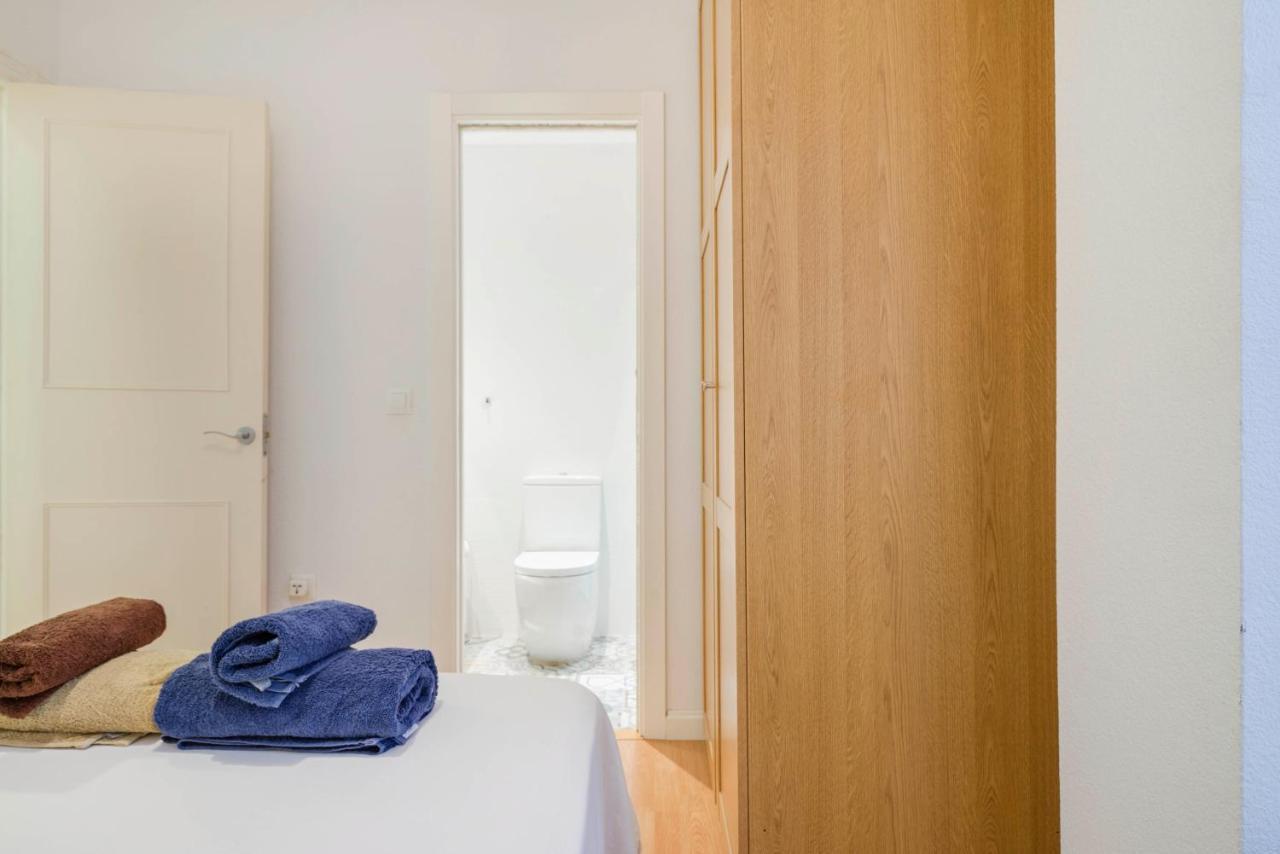 Urbanchicmalaga 3 Bedroom Spacious Quiet Historic Malaga Apt Dış mekan fotoğraf