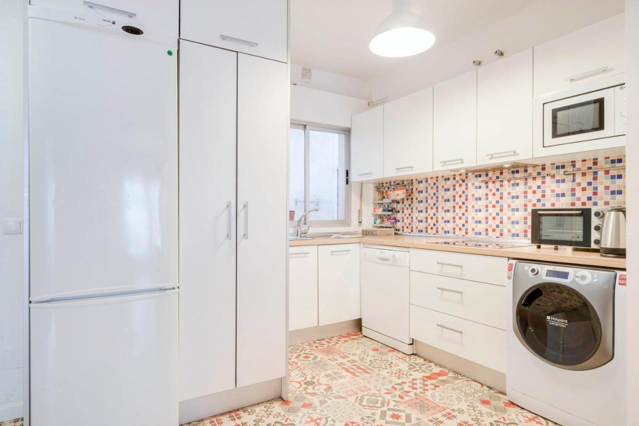 Urbanchicmalaga 3 Bedroom Spacious Quiet Historic Malaga Apt Dış mekan fotoğraf